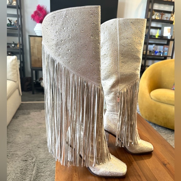 Jessica Simpson Asire2 Champagne Fringe Heeled Boots - Picture 3 of 13